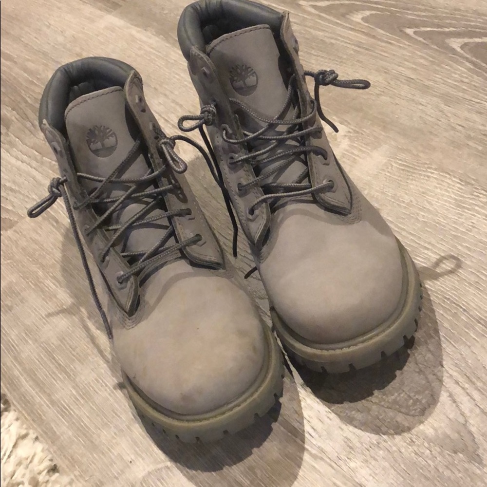 TIMBERLAND grey boots